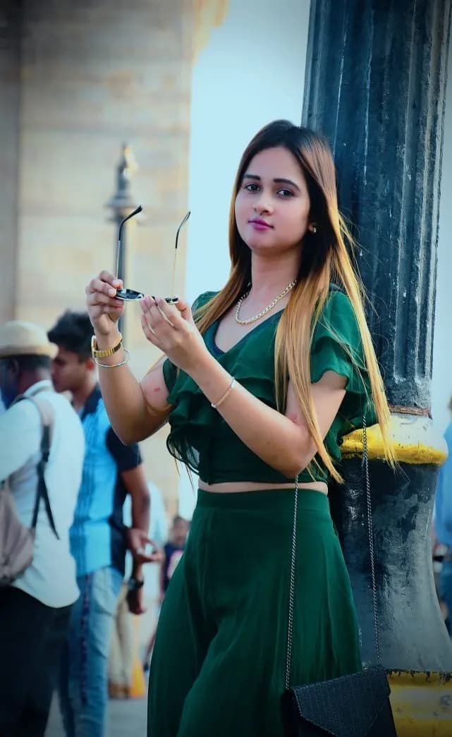 Escort Girl  in Nashik