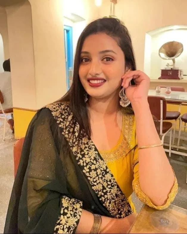 Housewife call girl image