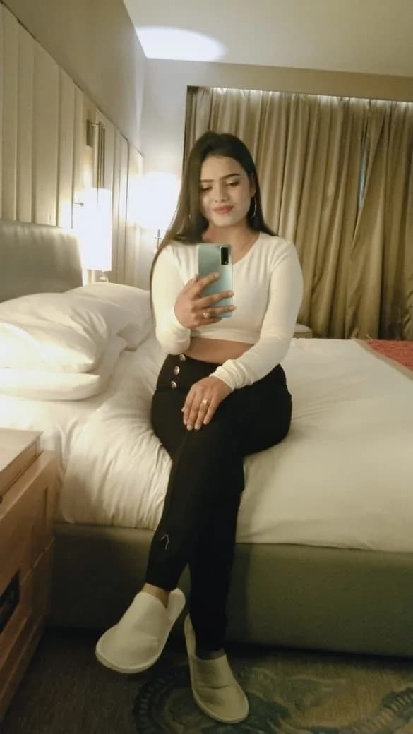 Nashik hotel call girl image